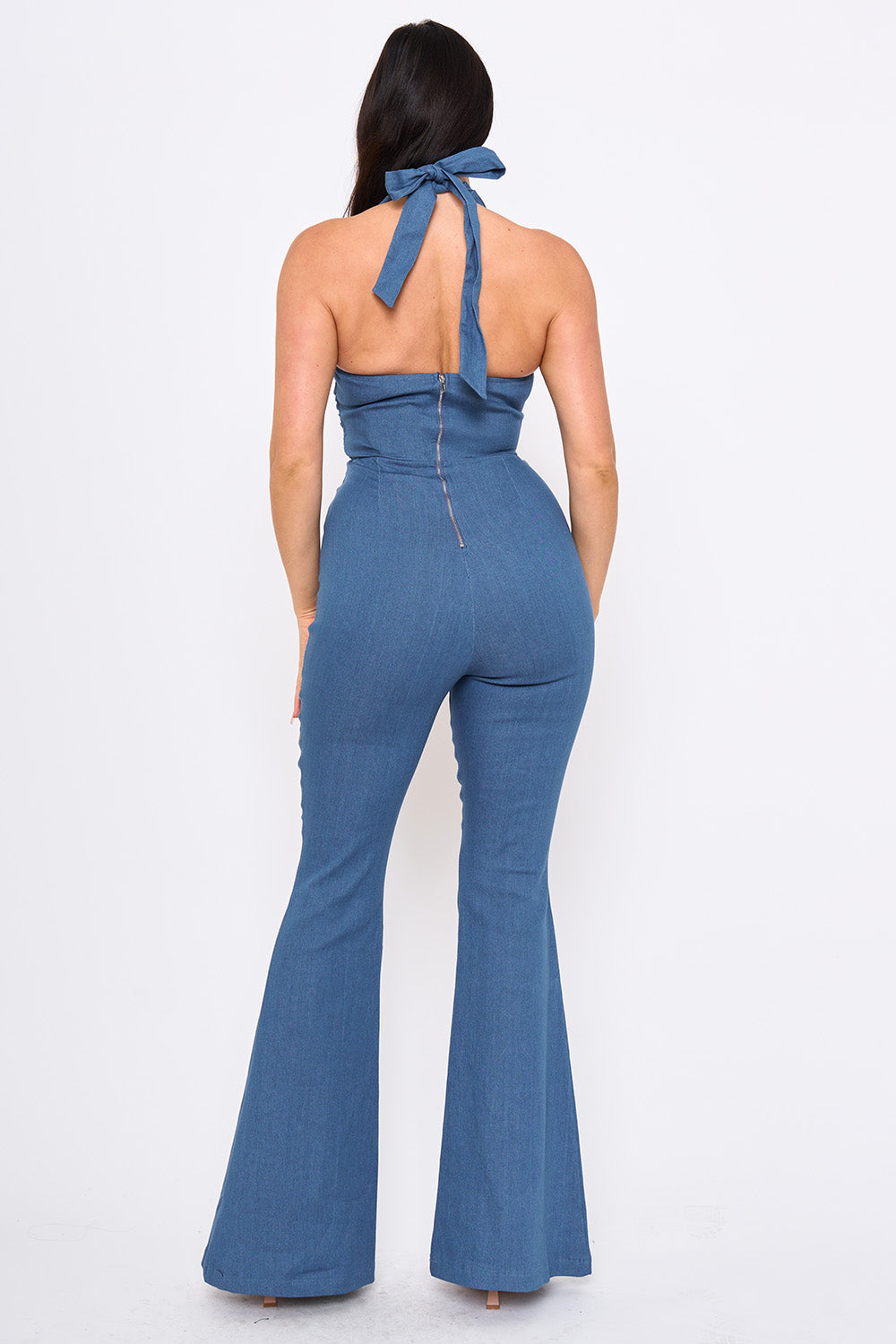 IB2556HP - PLUNGING V-NECK HALTER TOP DENIM JUMPSUIT - Image 4