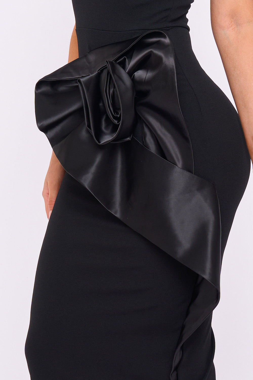 SD2378JP - SATIN FABRIC FLOWER ON THE SIDE MIDI DRESS - Image 15